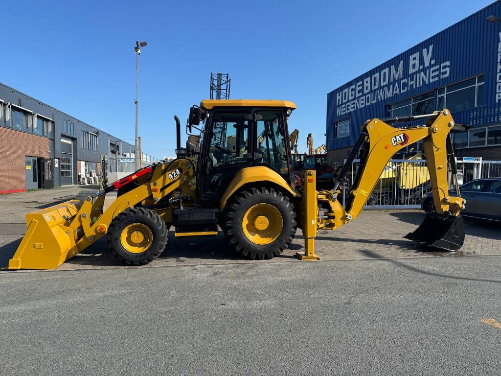 CAT 424 4X4 ( NEW UNUSED ) - Φορτωτής εκσκαφέας: φωτογραφία 1 CAT 424 4X4 ( NEW UNUSED ) - Φορτωτής εκσκαφέας: φωτογραφία 1