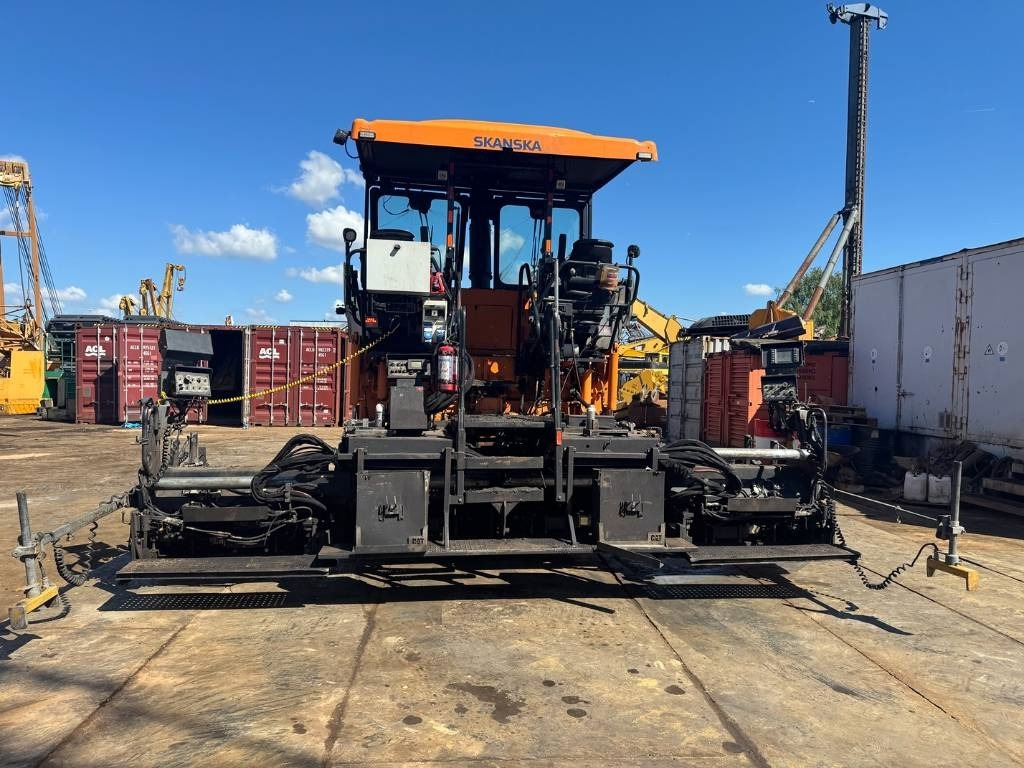 CAT AP 555 E - Διαστρωτήρας ασφάλτου: φωτογραφία 4 CAT AP 555 E - Διαστρωτήρας ασφάλτου: φωτογραφία 4