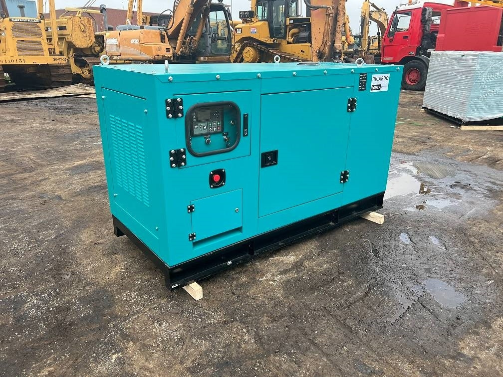 Ricardo 20KVA 16KW SILENT GENERATOR 3 PHASE 50HZ 400V NEW - Βιομηχανική γεννήτρια: φωτογραφία 1 Ricardo 20KVA 16KW SILENT GENERATOR 3 PHASE 50HZ 400V NEW - Βιομηχανική γεννήτρια: φωτογραφία 1