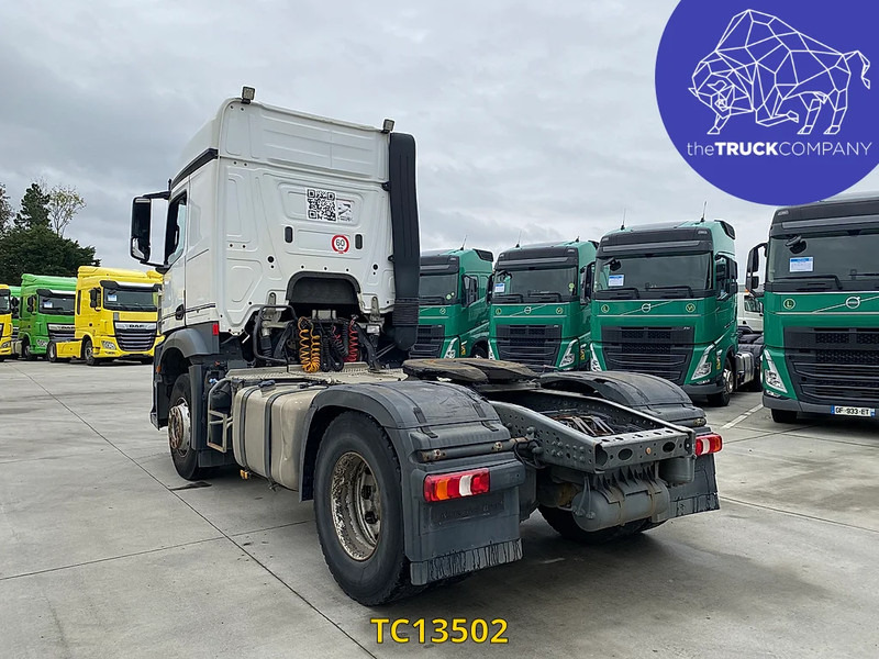 Mercedes-Benz Arocs 1943 - Τράκτορας: φωτογραφία 3 Mercedes-Benz Arocs 1943 - Τράκτορας: φωτογραφία 3