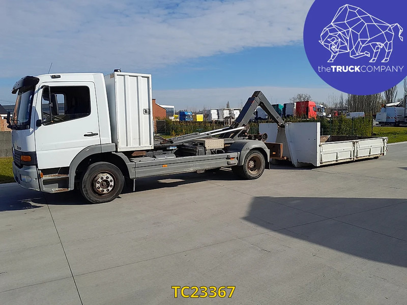 Mercedes-Benz Atego 1217 - Φορτηγό μεταφοράς εμπορευματοκιβωτίων/ Κινητό αμάξωμα: φωτογραφία 5 Mercedes-Benz Atego 1217 - Φορτηγό μεταφοράς εμπορευματοκιβωτίων/ Κινητό αμάξωμα: φωτογραφία 5