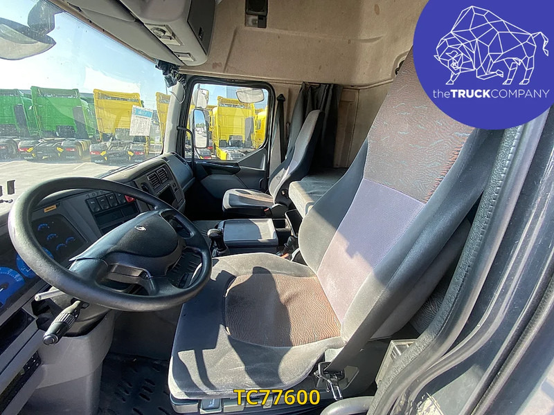 Renault Premium 320 - Φορτηγό μουσαμάς: φωτογραφία 5 Renault Premium 320 - Φορτηγό μουσαμάς: φωτογραφία 5