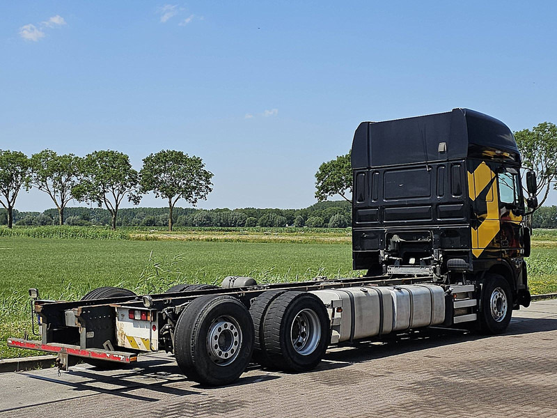 DAF XF 105.460 SSC 6X2 FAS MANUAL - Φορτηγό σασί: φωτογραφία 3 DAF XF 105.460 SSC 6X2 FAS MANUAL - Φορτηγό σασί: φωτογραφία 3