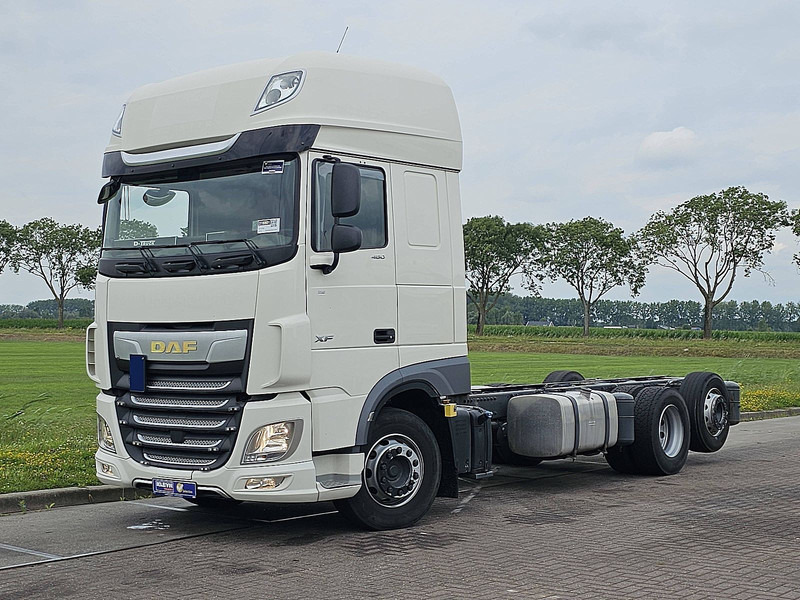 DAF XF 480 SSC 6X2 FAR INTARDER - Φορτηγό σασί: φωτογραφία 2 DAF XF 480 SSC 6X2 FAR INTARDER - Φορτηγό σασί: φωτογραφία 2