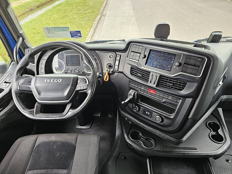 Interior photo 1: Τράκτορας Iveco S-WAY AS440S46 LNG 2X TANK ALCOA