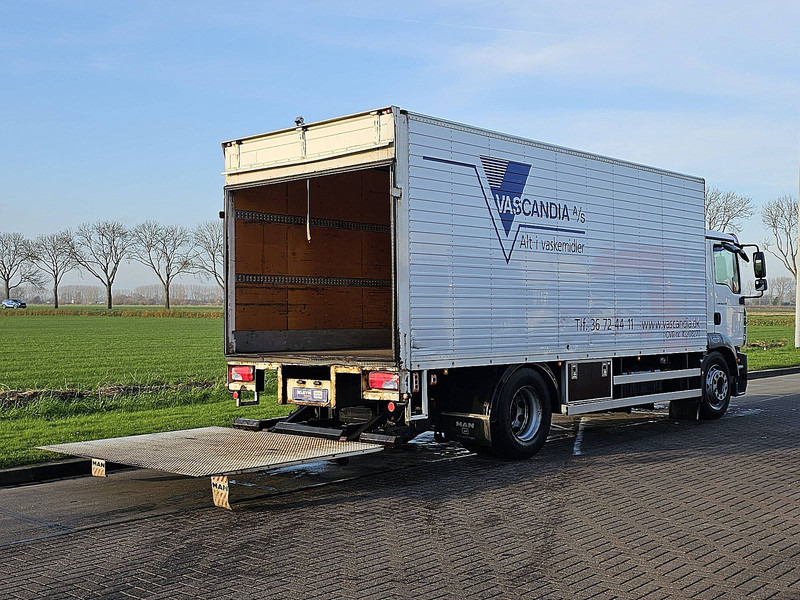 MAN 18.240 TGM AIRCO TAILLIFT - Φορτηγό κόφα: φωτογραφία 3 MAN 18.240 TGM AIRCO TAILLIFT - Φορτηγό κόφα: φωτογραφία 3