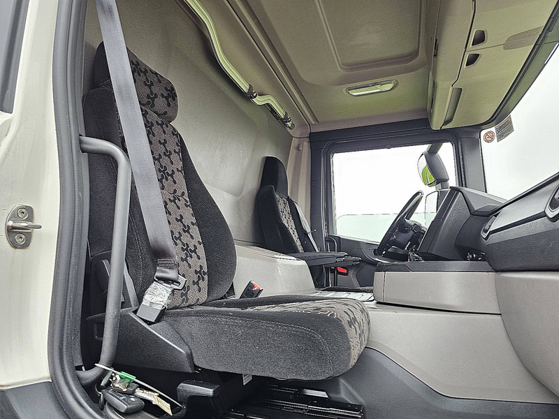 Φορτηγό κόφα Scania P280 NB 2T LIFT LED NAVI: φωτογραφία 7 Φορτηγό κόφα Scania P280 NB 2T LIFT LED NAVI: φωτογραφία 7