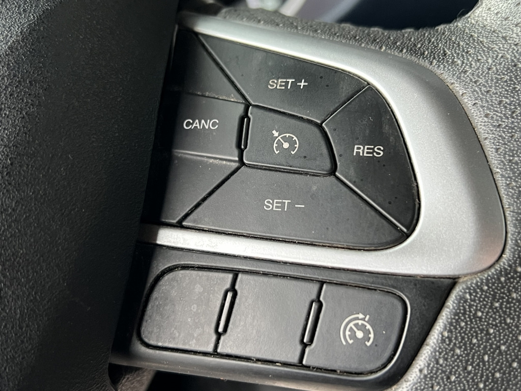 Iveco Daily 35C18 Maxi 3.0 V6 7-Sitzer Klima AHK LED - Μικρό φορτηγό με καρότσα, Διπλοκάμπινο ελαφρύ επαγγελματικό: φωτογραφία 2 Iveco Daily 35C18 Maxi 3.0 V6 7-Sitzer Klima AHK LED - Μικρό φορτηγό με καρότσα, Διπλοκάμπινο ελαφρύ επαγγελματικό: φωτογραφία 2