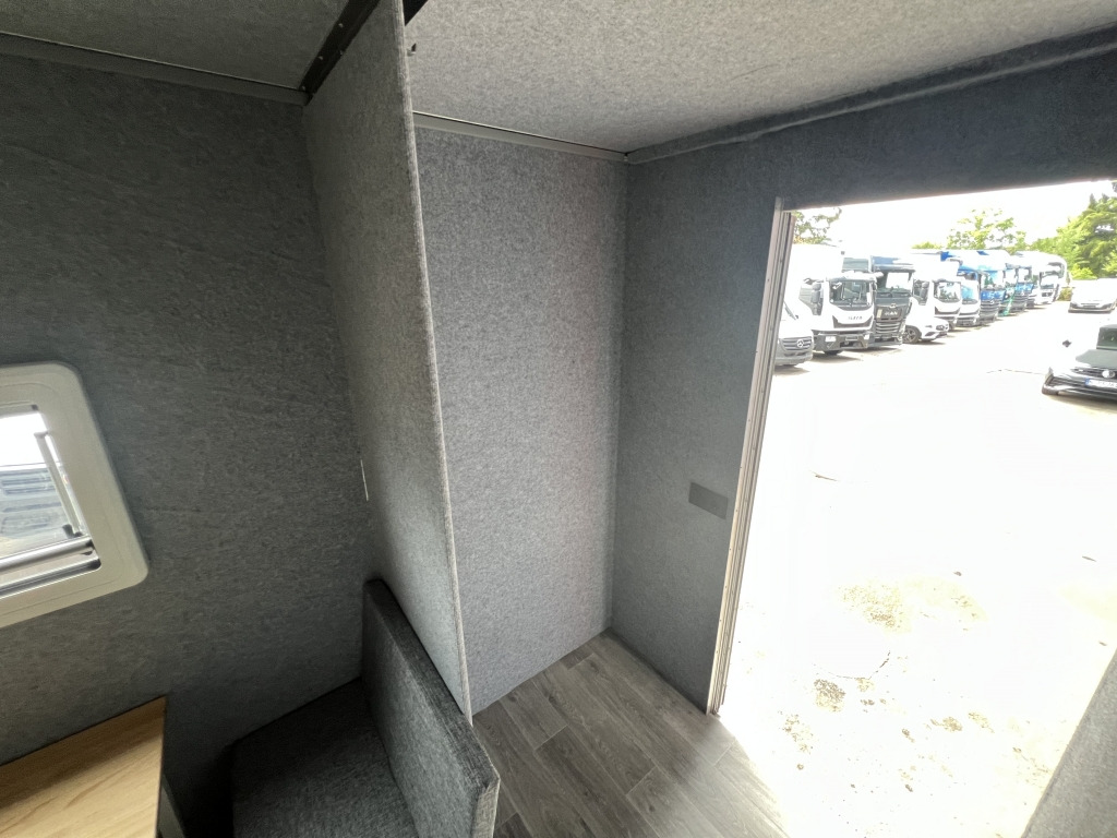 Iveco Daily 35S14 Klima Orig.127'km Küche Doppelbett - Τροχόσπιτο: φωτογραφία 2 Iveco Daily 35S14 Klima Orig.127'km Küche Doppelbett - Τροχόσπιτο: φωτογραφία 2
