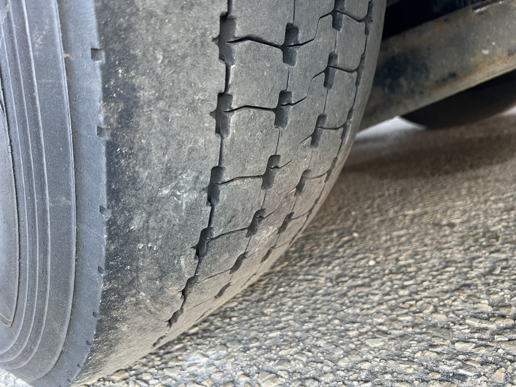MAN TGX 18.440 EEV Klimaaut. Motorbremse Mega Jumbo - Τράκτορας: φωτογραφία 5 MAN TGX 18.440 EEV Klimaaut. Motorbremse Mega Jumbo - Τράκτορας: φωτογραφία 5