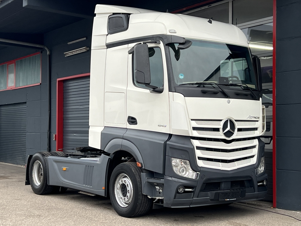 Mercedes-Benz Actros 1843 Klima Retarder ACC-Abstandstempomat - Τράκτορας: φωτογραφία 1 Mercedes-Benz Actros 1843 Klima Retarder ACC-Abstandstempomat - Τράκτορας: φωτογραφία 1