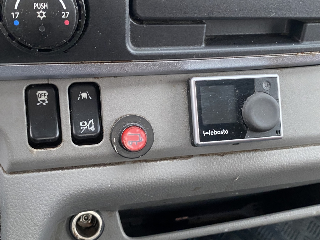 Mitsubishi Fuso Canter 9C18 5,8mEuro6d Klima GetriebeDefekt - Φορτηγό σασί: φωτογραφία 4 Mitsubishi Fuso Canter 9C18 5,8mEuro6d Klima GetriebeDefekt - Φορτηγό σασί: φωτογραφία 4