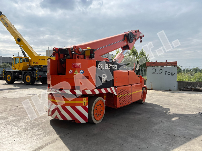 JMG MC350 - Γερανός για ανώμαλο έδαφος: φωτογραφία 4 JMG MC350 - Γερανός για ανώμαλο έδαφος: φωτογραφία 4