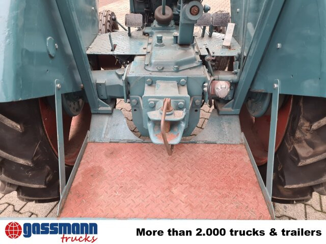 Hanomag HANOMAG - R 27 - Τρακτέρ: φωτογραφία 4 Hanomag HANOMAG - R 27 - Τρακτέρ: φωτογραφία 4