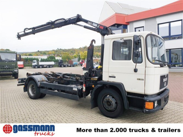 MAN 14.152 F 4x2 BB mit Kran Hiab 060-2 - Φορτηγό φόρτωσης γάντζου, Φορτηγό με γερανό: φωτογραφία 2 MAN 14.152 F 4x2 BB mit Kran Hiab 060-2 - Φορτηγό φόρτωσης γάντζου, Φορτηγό με γερανό: φωτογραφία 2