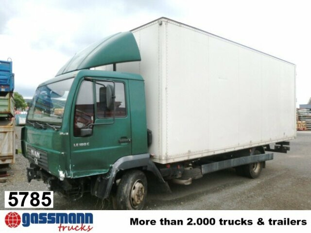 MAN L33 8.180 C 4x2, Unfallfahrzeug mit - Φορτηγό κόφα: φωτογραφία 1 MAN L33 8.180 C 4x2, Unfallfahrzeug mit - Φορτηγό κόφα: φωτογραφία 1
