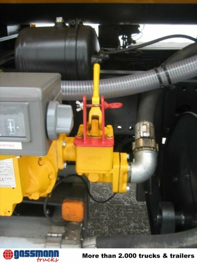 Φορτηγό βυτιοφόρο MAN TGA 26.430 6x6: φωτογραφία 9 Φορτηγό βυτιοφόρο MAN TGA 26.430 6x6: φωτογραφία 9