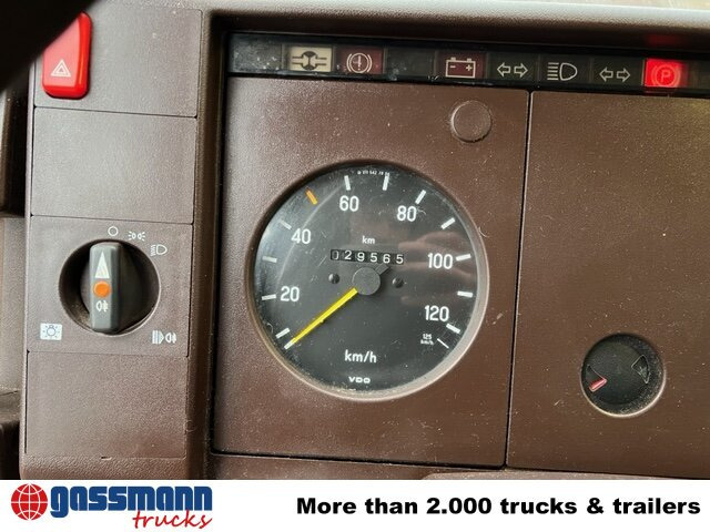 Mercedes-Benz 709 D 4x2 Doka, LF 8 - Πυροσβεστικό όχημα: φωτογραφία 3 Mercedes-Benz 709 D 4x2 Doka, LF 8 - Πυροσβεστικό όχημα: φωτογραφία 3