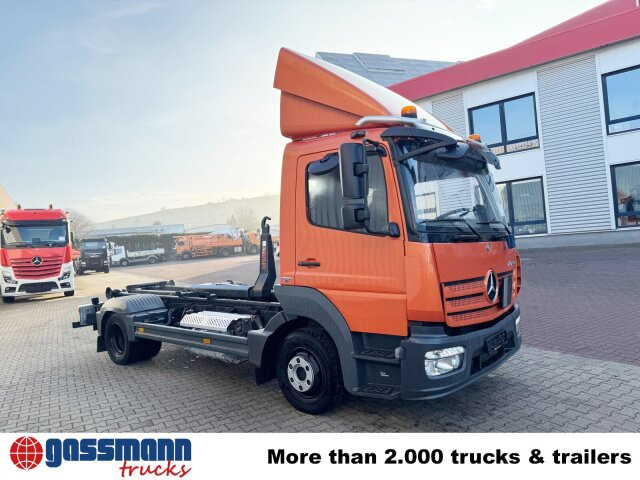 Φορτηγό φόρτωσης γάντζου Mercedes-Benz Atego 824 L 4x2, Motorabtrieb, City-Abroller: φωτογραφία 9 Φορτηγό φόρτωσης γάντζου Mercedes-Benz Atego 824 L 4x2, Motorabtrieb, City-Abroller: φωτογραφία 9