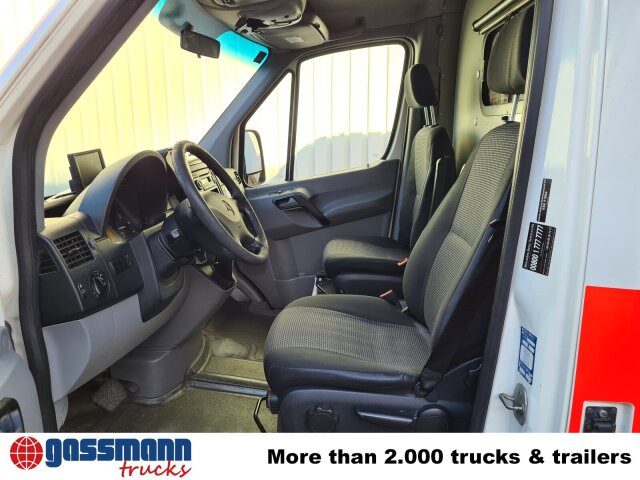 Mercedes-Benz Sprinter 316 KA 4x2, Rettungswagen - Βαν: φωτογραφία 5 Mercedes-Benz Sprinter 316 KA 4x2, Rettungswagen - Βαν: φωτογραφία 5