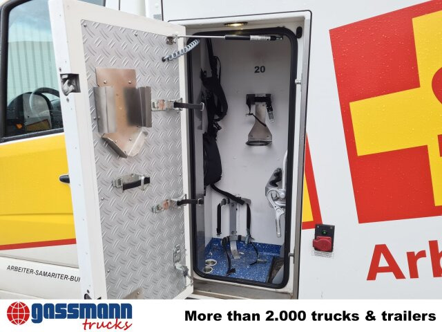 Mercedes-Benz Sprinter 516 CDI 4x2, Rettungswagen - Βαν: φωτογραφία 4 Mercedes-Benz Sprinter 516 CDI 4x2, Rettungswagen - Βαν: φωτογραφία 4