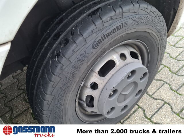 Mercedes-Benz Sprinter 516 CDI 4x2, Rettungswagen - Βαν: φωτογραφία 3 Mercedes-Benz Sprinter 516 CDI 4x2, Rettungswagen - Βαν: φωτογραφία 3