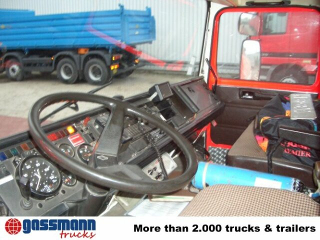 Renault G F231 4x2 - Πυροσβεστικό όχημα: φωτογραφία 4 Renault G F231 4x2 - Πυροσβεστικό όχημα: φωτογραφία 4