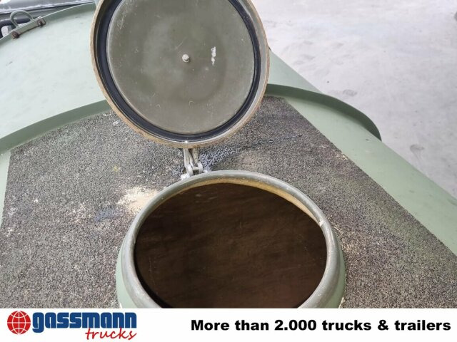 Renault Midliner S170 4x4, 6000l Wassertank - Φορτηγό βυτιοφόρο: φωτογραφία 4 Renault Midliner S170 4x4, 6000l Wassertank - Φορτηγό βυτιοφόρο: φωτογραφία 4