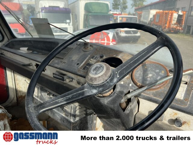 Saurer V5 4x2 - Φορτηγό με ανοιχτή καρότσα: φωτογραφία 2 Saurer V5 4x2 - Φορτηγό με ανοιχτή καρότσα: φωτογραφία 2