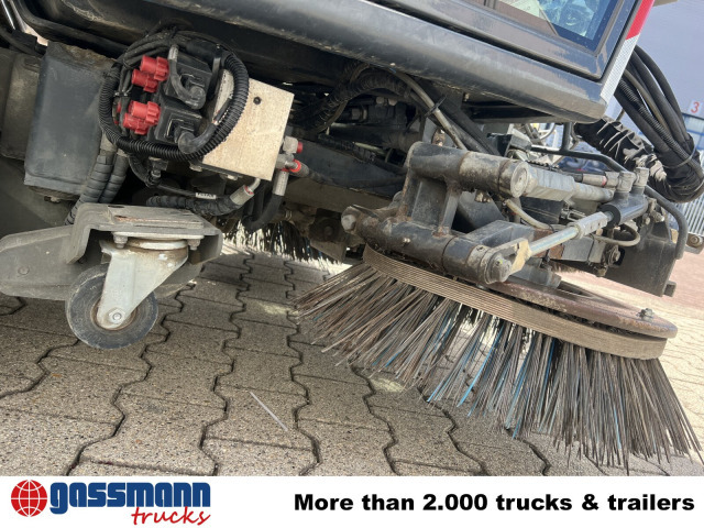 Schmidt Swingo Compact 200 4x2, Kehrmaschine - Σάρωθρο δρόμων: φωτογραφία 3 Schmidt Swingo Compact 200 4x2, Kehrmaschine - Σάρωθρο δρόμων: φωτογραφία 3