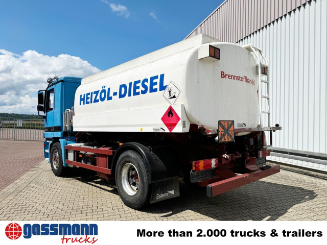 Tankaufbau ca. 13.350l, 2 Kammern - Φορτηγό βυτιοφόρο: φωτογραφία 2 Tankaufbau ca. 13.350l, 2 Kammern - Φορτηγό βυτιοφόρο: φωτογραφία 2