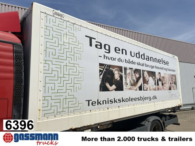 WKO 7.45 Wechselbrücke, Rolltor, Ex-Fahrschule, - Κλειστά aμάξωμα: φωτογραφία 1 WKO 7.45 Wechselbrücke, Rolltor, Ex-Fahrschule, - Κλειστά aμάξωμα: φωτογραφία 1