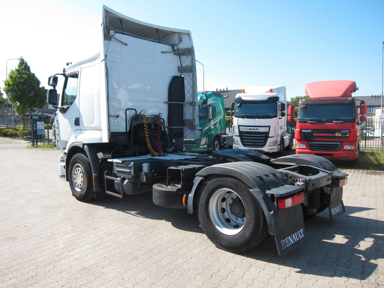 Renault Premium 440 DXI Steel/Air 623000km Belgian Truck - Τράκτορας: φωτογραφία 4 Renault Premium 440 DXI Steel/Air 623000km Belgian Truck - Τράκτορας: φωτογραφία 4