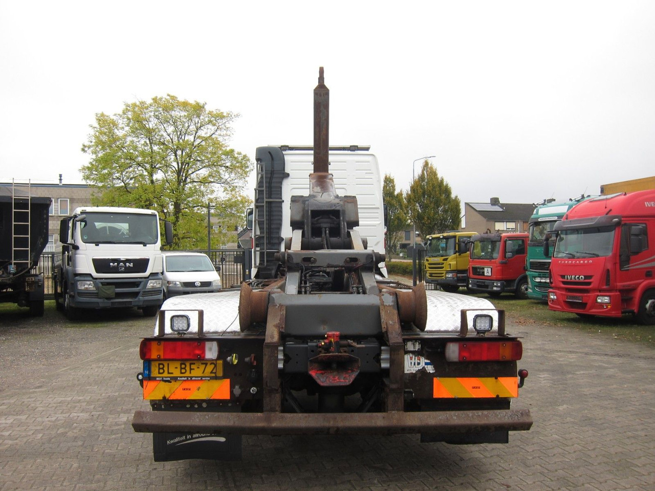 Volvo FH 460 Globe 8X2 Haken 25T Manual Ap-Achse - Φορτηγό φόρτωσης γάντζου: φωτογραφία 3 Volvo FH 460 Globe 8X2 Haken 25T Manual Ap-Achse - Φορτηγό φόρτωσης γάντζου: φωτογραφία 3