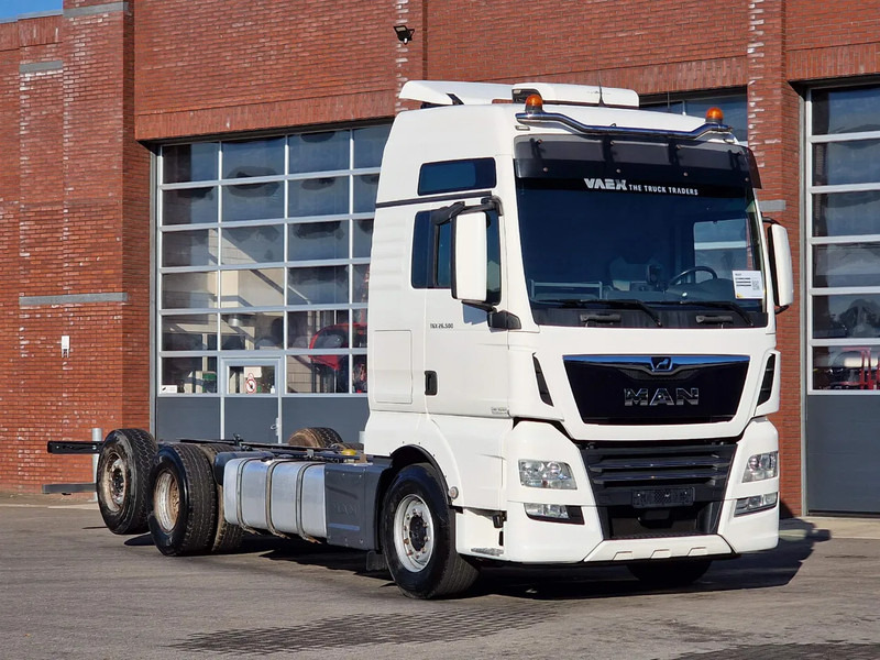 MAN TGX 26.500 6x2 XXL - Chassis - Full air - Night clima - AS Tronic - - Φορτηγό σασί: φωτογραφία 1 MAN TGX 26.500 6x2 XXL - Chassis - Full air - Night clima - AS Tronic - - Φορτηγό σασί: φωτογραφία 1