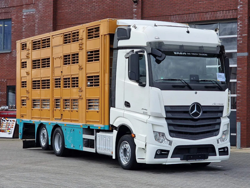 Φορτηγό μεταφορά ζώων Mercedes-Benz Actros 2545 6x2 Finkl 4 stock livestock box - 65.30 M2 - Water & Ventilation - Retarder - Full air: φωτογραφία 1