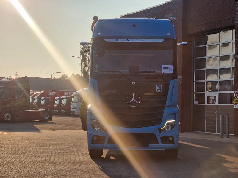 Mercedes-Benz Actros 2553 6x2 - BDF - Retarder - 4.90 WB - Loadlift - Full air - Φορτηγό μεταφοράς εμπορευματοκιβωτίων/ Κινητό αμάξωμα: φωτογραφία 2 Mercedes-Benz Actros 2553 6x2 - BDF - Retarder - 4.90 WB - Loadlift - Full air - Φορτηγό μεταφοράς εμπορευματοκιβωτίων/ Κινητό αμάξωμα: φωτογραφία 2