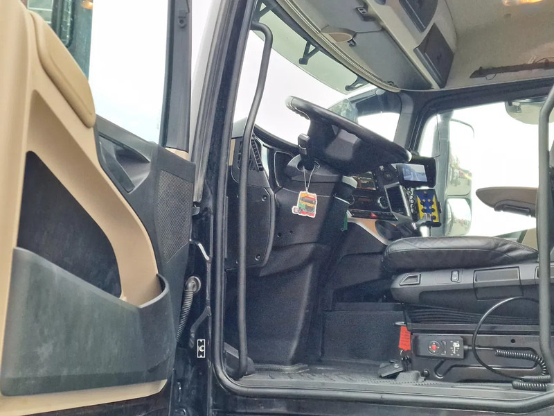 Leasing Mercedes-Benz Actros 2553 6x2 - Flabad hydraulic ramps/extension - Winch - Camera - Machine mover Mercedes-Benz Actros 2553 6x2 - Flabad hydraulic ramps/extension - Winch - Camera - Machine mover: φωτογραφία 11 Leasing Mercedes-Benz Actros 2553 6x2 - Flabad hydraulic ramps/extension - Winch - Camera - Machine mover Mercedes-Benz Actros 2553 6x2 - Flabad hydraulic ramps/extension - Winch - Camera - Machine mover: φωτογραφία 11