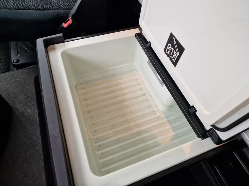 Φορτηγό με σύστημα καλωδίων Mercedes-Benz Arocs 3251 8x4 - Cable system - HUB reduction - Euro 6 - Camera system: φωτογραφία 18 Φορτηγό με σύστημα καλωδίων Mercedes-Benz Arocs 3251 8x4 - Cable system - HUB reduction - Euro 6 - Camera system: φωτογραφία 18