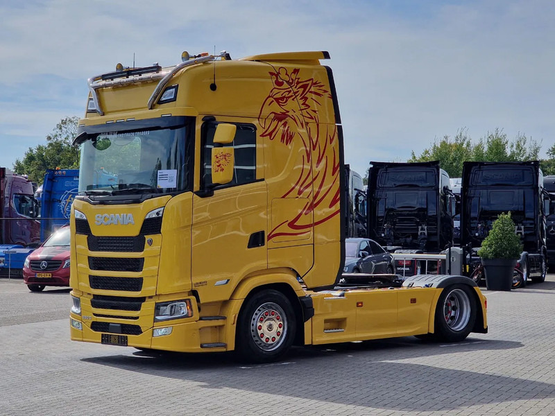 Scania 500S NGS Highline 4x2 - Only 38Tkm - Full spec - Retarder - Full air - Night clima - Τράκτορας: φωτογραφία 3 Scania 500S NGS Highline 4x2 - Only 38Tkm - Full spec - Retarder - Full air - Night clima - Τράκτορας: φωτογραφία 3