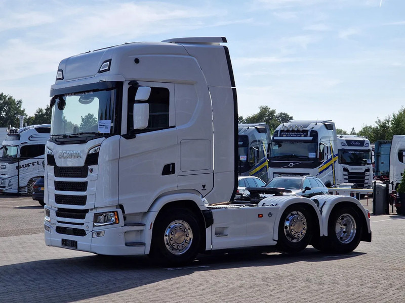 Scania 660S V8 NGS Highline 6x2/4 - New - Full spec - Retarder - Night clima - Led - Leather - Navi - Τράκτορας: φωτογραφία 3 Scania 660S V8 NGS Highline 6x2/4 - New - Full spec - Retarder - Night clima - Led - Leather - Navi - Τράκτορας: φωτογραφία 3