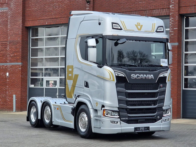 Scania 660S V8 NGS Highline 6x2/4 - New - Full spec - Retarder - Night clima - Led - Leather - Navi - Τράκτορας: φωτογραφία 1 Scania 660S V8 NGS Highline 6x2/4 - New - Full spec - Retarder - Night clima - Led - Leather - Navi - Τράκτορας: φωτογραφία 1