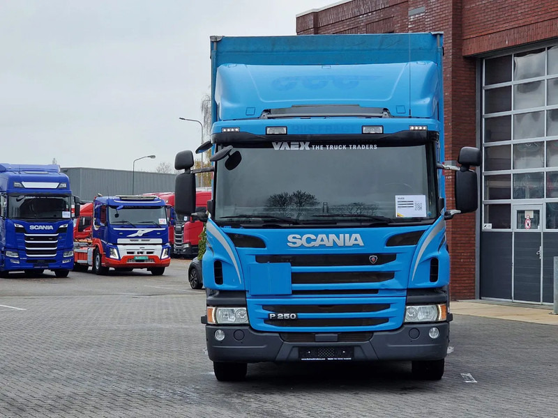 Scania P250 4x2 - Loadlift - Side boards - Full air - Euro 6 - Φορτηγό μουσαμάς: φωτογραφία 2 Scania P250 4x2 - Loadlift - Side boards - Full air - Euro 6 - Φορτηγό μουσαμάς: φωτογραφία 2