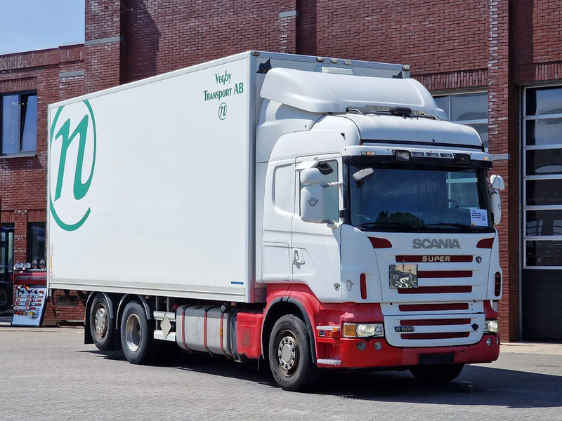 Scania R500 V8 Highline 6x2*4 - Box with side doors - Loadlift - Manual gearbox with retarder - Full air - Steering axle - Φορτηγό κόφα: φωτογραφία 1 Scania R500 V8 Highline 6x2*4 - Box with side doors - Loadlift - Manual gearbox with retarder - Full air - Steering axle - Φορτηγό κόφα: φωτογραφία 1