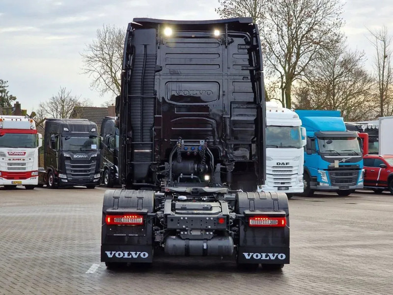 Volvo FH 13.500 Globetrotter XL 4x2 - NEW - Full spec - I parkcool - Full air - - Τράκτορας: φωτογραφία 5 Volvo FH 13.500 Globetrotter XL 4x2 - NEW - Full spec - I parkcool - Full air - - Τράκτορας: φωτογραφία 5