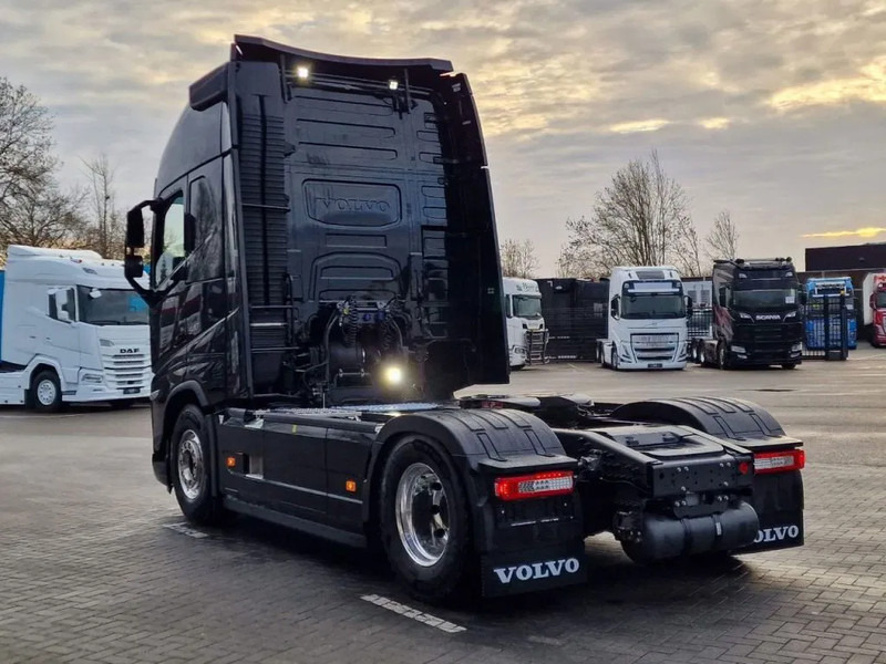 Volvo FH 13.500 Globetrotter XL 4x2 - NEW - Full spec - I parkcool - Full air - - Τράκτορας: φωτογραφία 4 Volvo FH 13.500 Globetrotter XL 4x2 - NEW - Full spec - I parkcool - Full air - - Τράκτορας: φωτογραφία 4