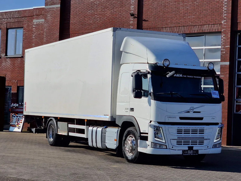 Volvo FM 330 4x2 - Carrier MT 18 Frigo - Loadlift - Full air - Sleepercab - Φορτηγό ψυγείο: φωτογραφία 1 Volvo FM 330 4x2 - Carrier MT 18 Frigo - Loadlift - Full air - Sleepercab - Φορτηγό ψυγείο: φωτογραφία 1