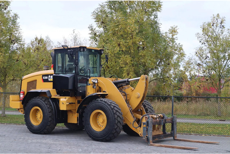 Caterpillar 938 M | 2X BUCKET | JIB | FORKS | BSS | GOOD CONDITION - Ελαστιχοφόρος φορτωτής: φωτογραφία 5 Caterpillar 938 M | 2X BUCKET | JIB | FORKS | BSS | GOOD CONDITION - Ελαστιχοφόρος φορτωτής: φωτογραφία 5