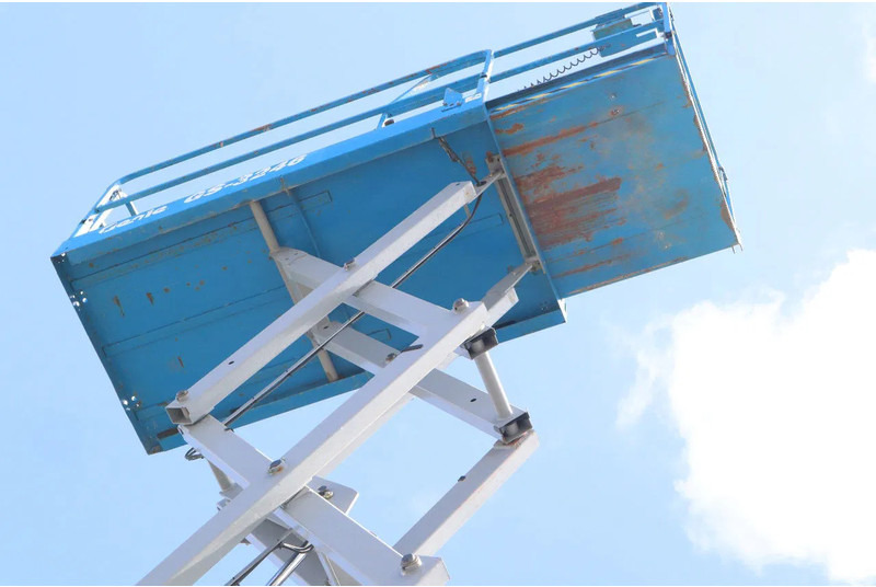 Ψαλιδωτό ανυψωτικό Genie GS-3246 | 12 METER | 318 KG: φωτογραφία 12
