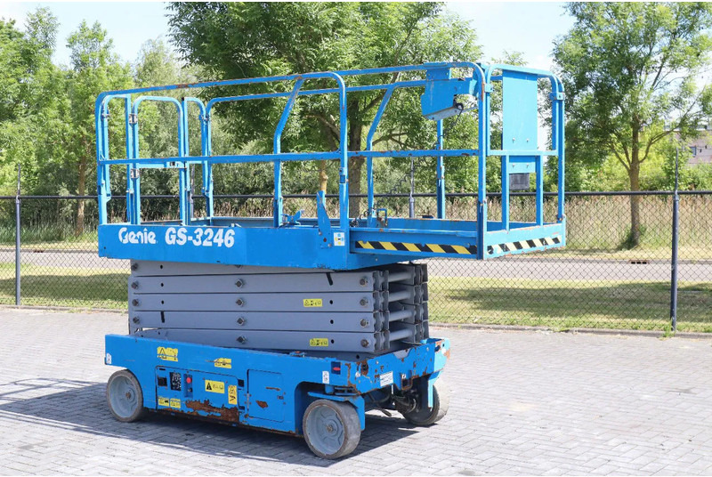 Ψαλιδωτό ανυψωτικό Genie GS-3246 | 12 METER | 318 KG: φωτογραφία 5